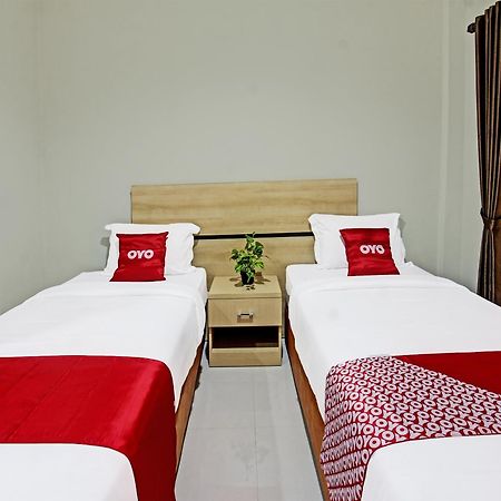 Oyo 91617 Hotel Mutiara Λομπόκ Εξωτερικό φωτογραφία