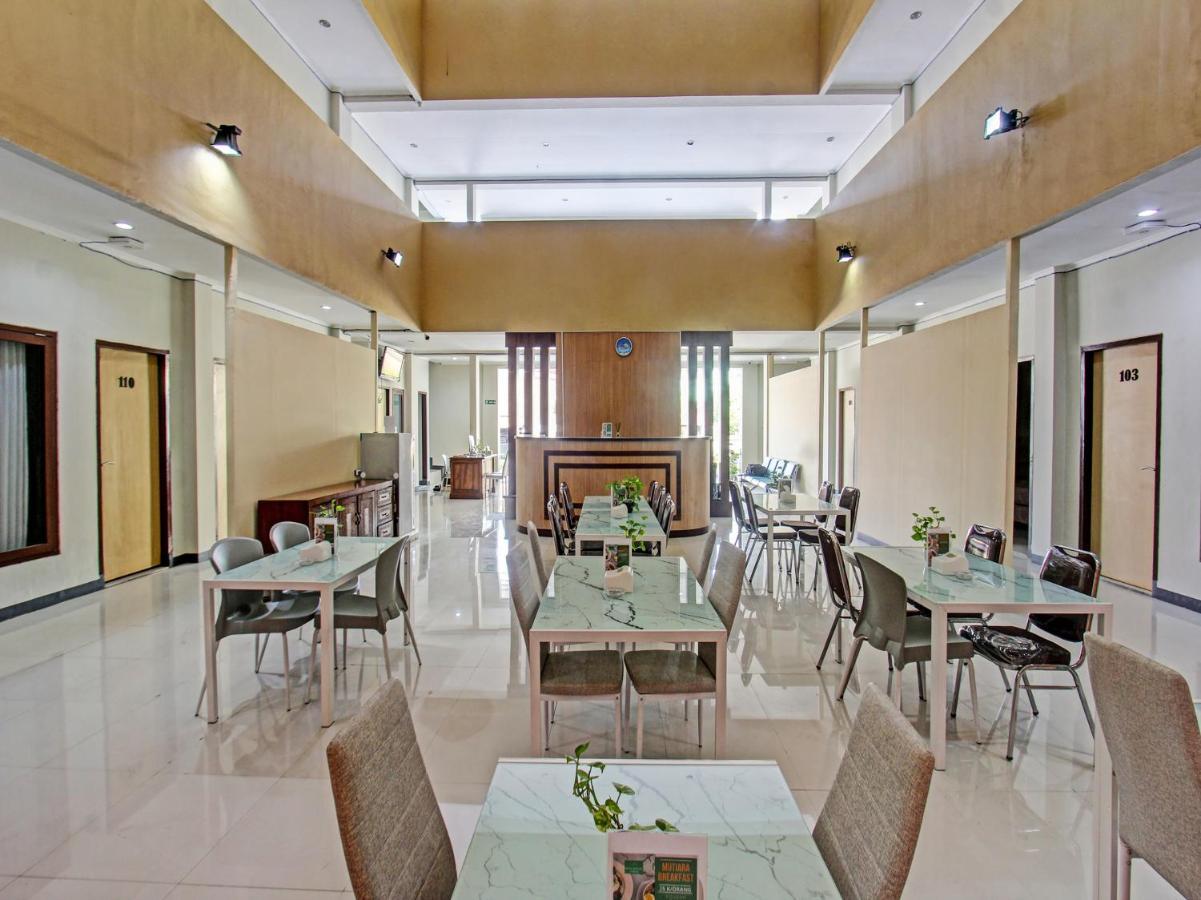 Oyo 91617 Hotel Mutiara Λομπόκ Εξωτερικό φωτογραφία