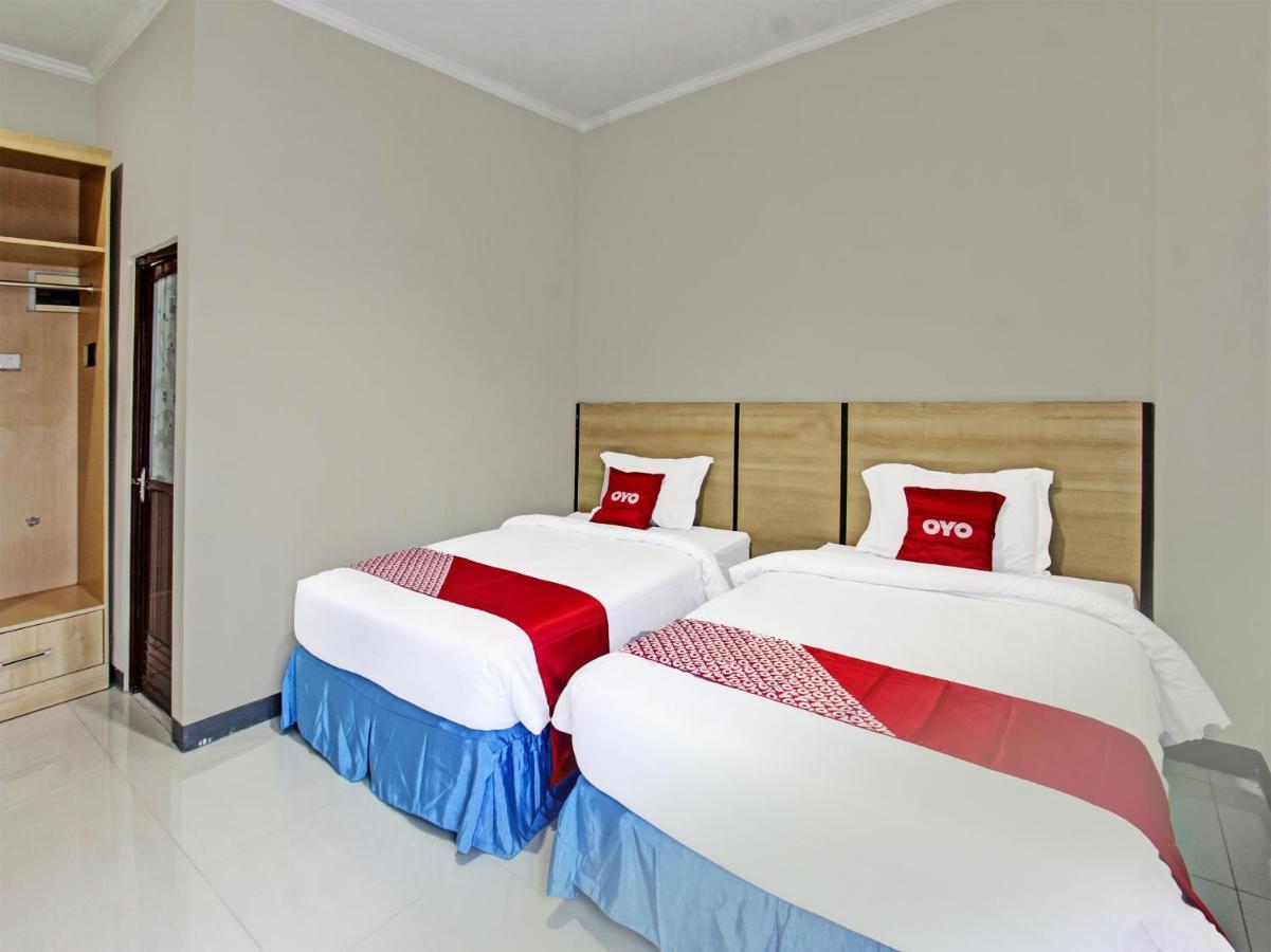 Oyo 91617 Hotel Mutiara Λομπόκ Εξωτερικό φωτογραφία
