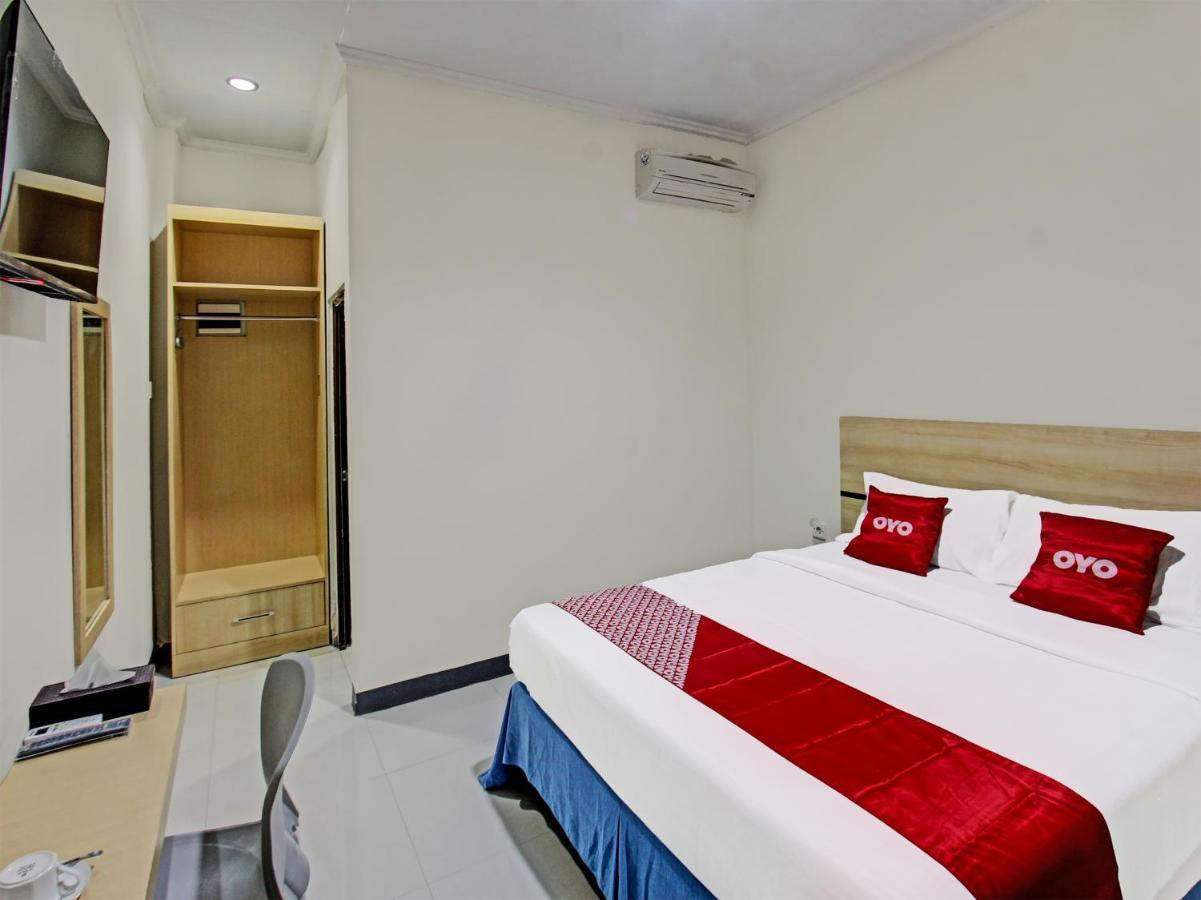 Oyo 91617 Hotel Mutiara Λομπόκ Εξωτερικό φωτογραφία