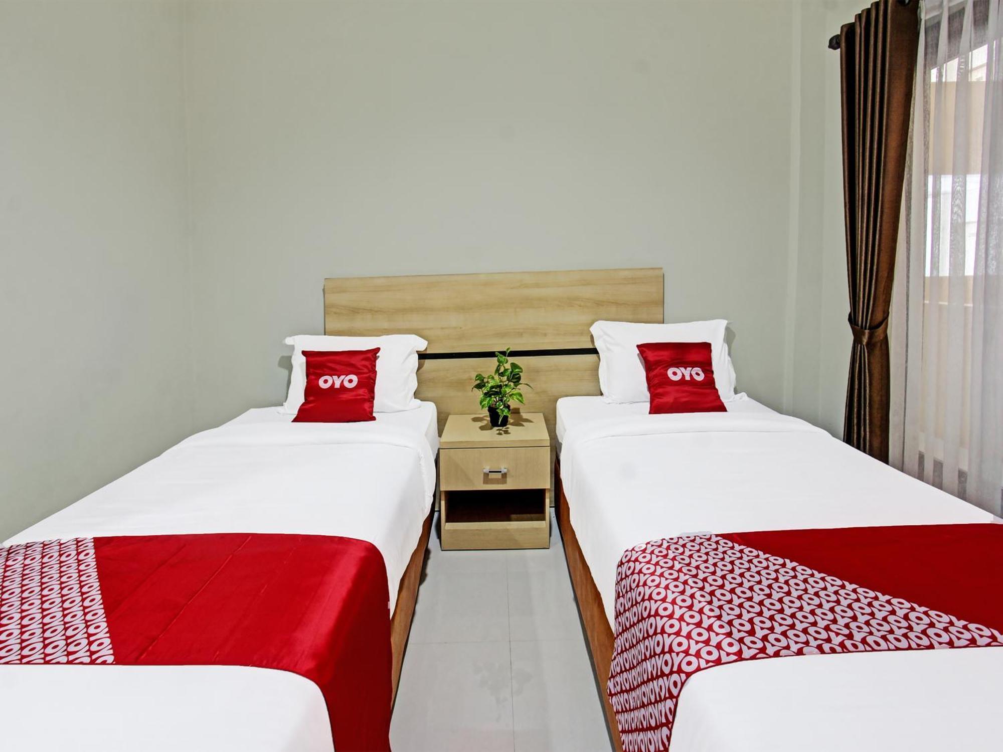 Oyo 91617 Hotel Mutiara Λομπόκ Εξωτερικό φωτογραφία